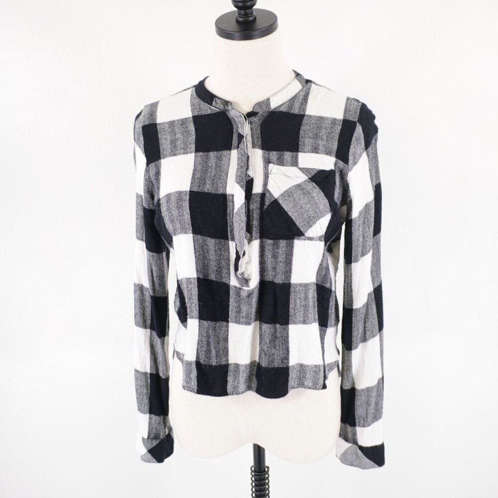 A.N.A. A New Approach Top White Black Plaid‎ Flannel Large Button Front Blouse
